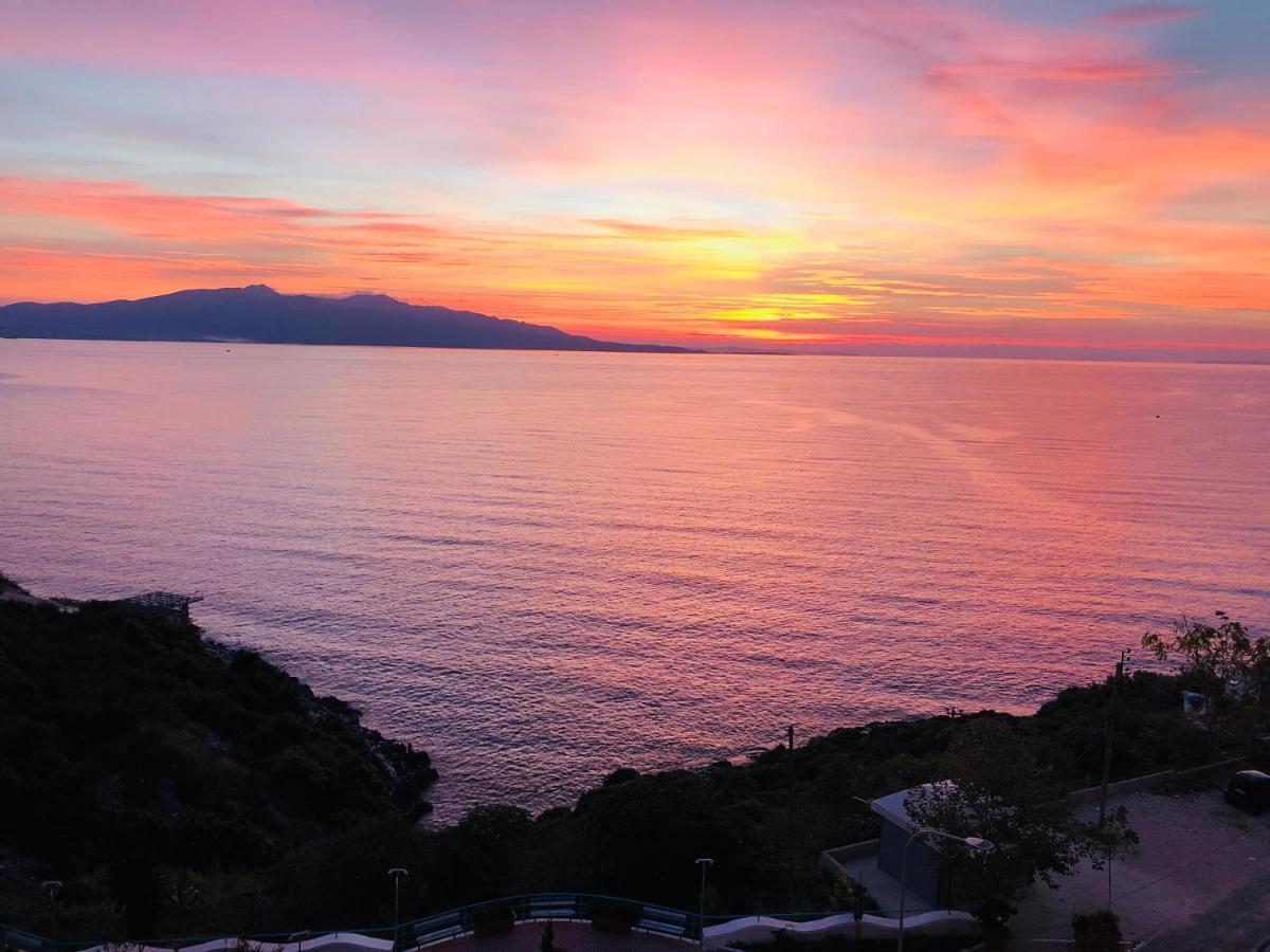 Sunny Apts Saranda Kültér fotó